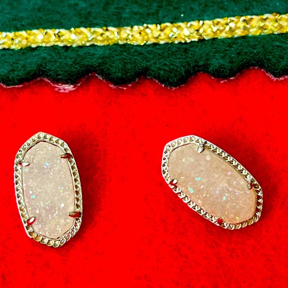 Kendra Scott, Grayson Earrings, white and silver studs with matching necklace - Picture 5 of 6